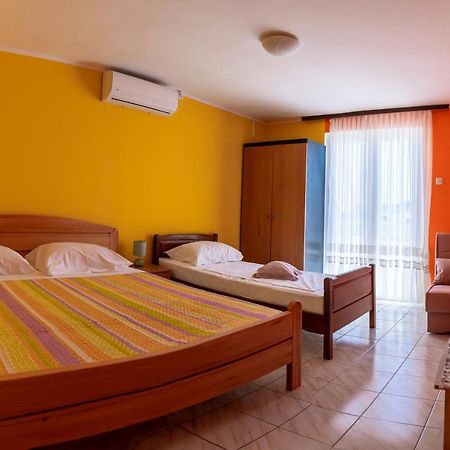 Apartments Mikulic Rogoznica  Exterior photo